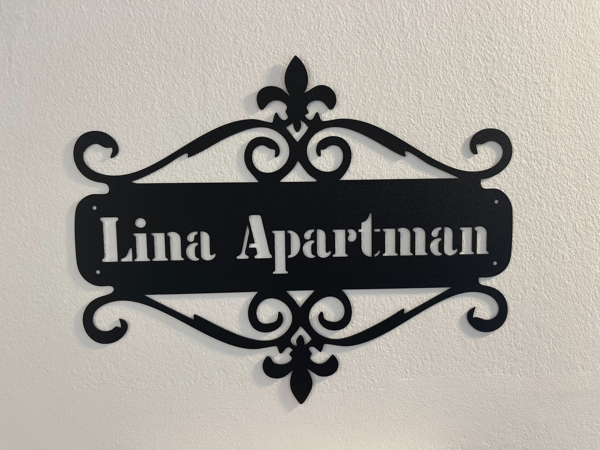 Lina Apartman Logo